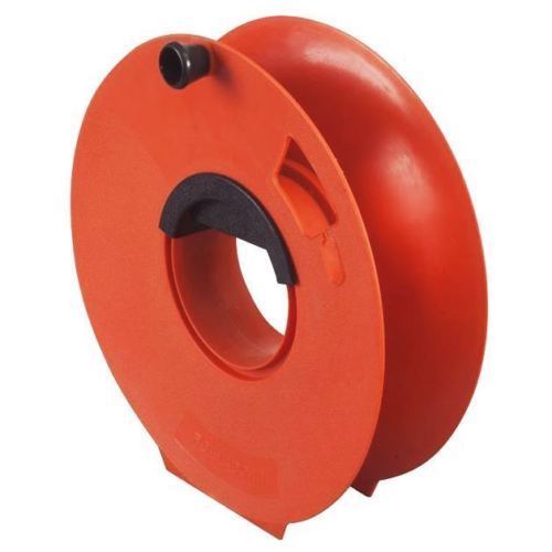 Cable reel for storing cables neatly